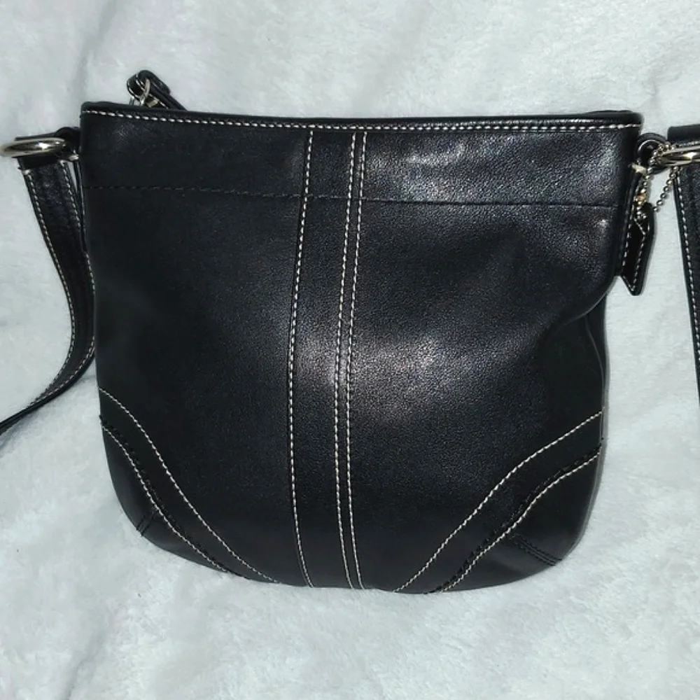 COACH Soho Black Leather Swingpack Small Crossbody Bag